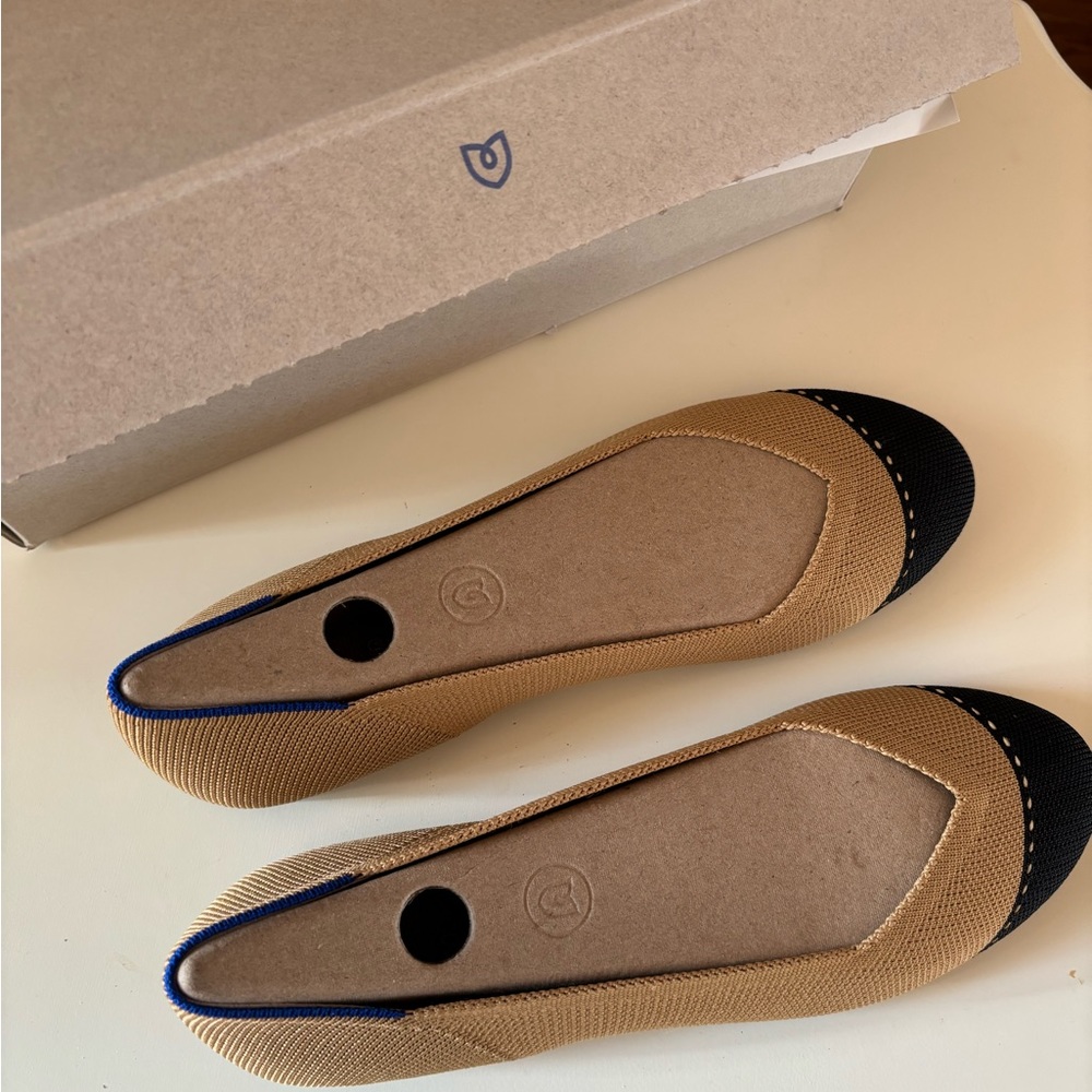 Rothys camel cap toe flat round size 9
